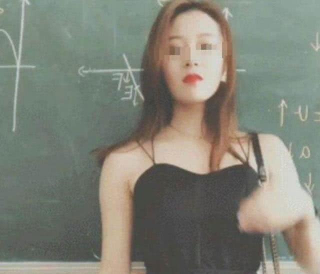 「你的育儿经」女老师穿得太“清凉”,引起家长们不满,老师回应:孩子喜欢就好