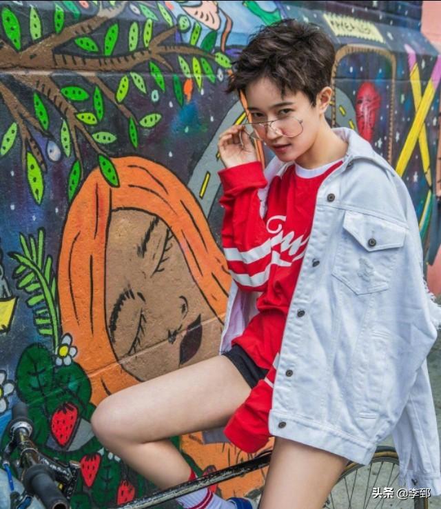 焦俊艳与白百何的“小妞片”之战|电影工厂