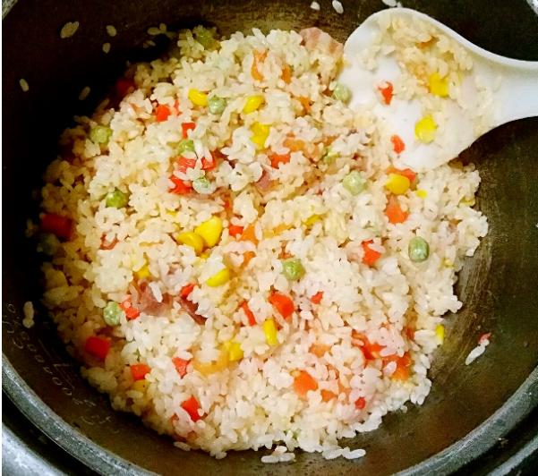 天冷，晚餐就别叫外卖了，学会懒人饭，简单美味，孩子也抢着吃