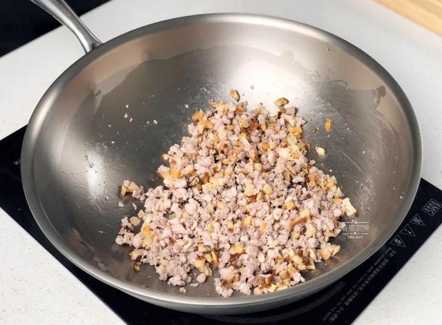 家里都有的这些食材，搭在一起，炒一炒蒸一蒸竟意外好吃