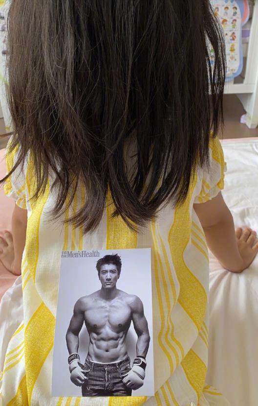 5岁就追星?章子怡备礼物快吐血,女儿收获王力宏肌肉照心满意足|9号放映厅