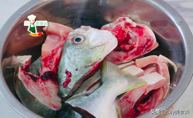 入冬后要多吃鱼，分享鱼肉懒人做法，不加一滴水，出锅鲜香又营养
