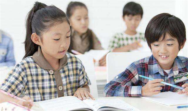 【超级宝妈】黄多多根本不是多数家长心中的好孩子，为啥她却让多数人称赞