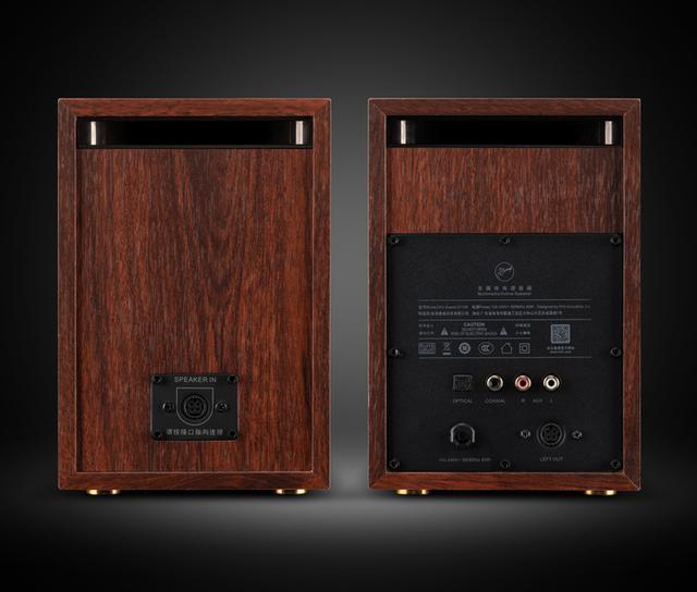 玩转桌面影音--HiVi-Swans D1100蓝牙有源音响