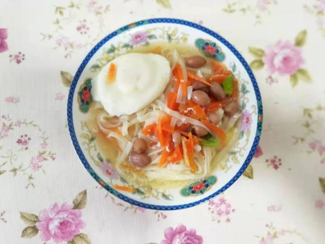 伊人|今天的温暖，都是这碗面给的｜人间烟火味，最抚凡人心