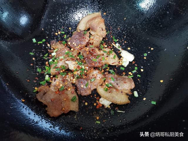 河南郑州最好吃的回锅肉，大厨：在家这样做，鲜香入味不要跑郑州