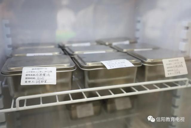 超级宝妈▲吃饭饭 我们是认真的