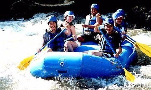 [趣旅游]巴厘岛，作为印度洋上一颗最闪亮的明珠，在最美的时光遇到你