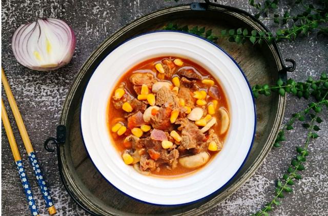 牛肉跟它是“天生一对”，营养健康，有条件的多吃