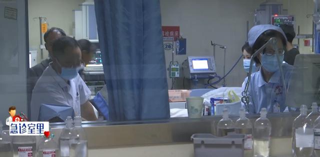 冯燕|致命毒菌，一家三口吃了全倒下！69岁奶奶抢救无效去世