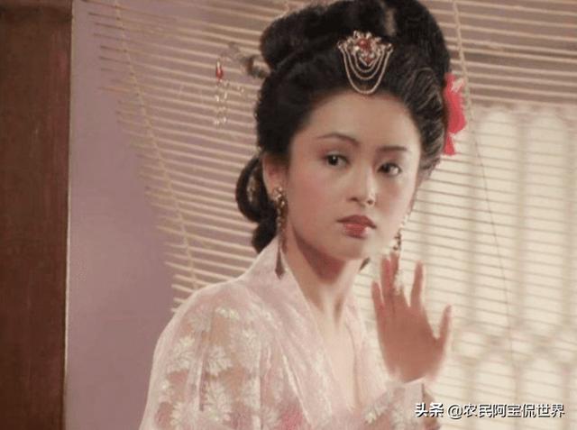 跳跳糖哪里跑|她曾是大陆第一美人，巅峰时到底有多美，看到年轻旧照就知道了！