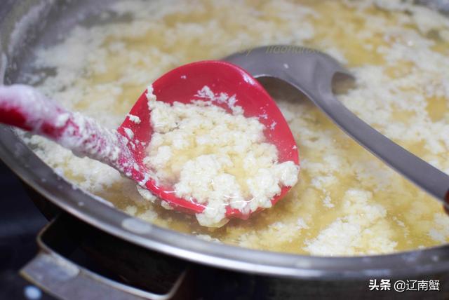 自己在家做豆腐，连老妈都竖起了大拇指，入口甘甜清水煮了都好吃