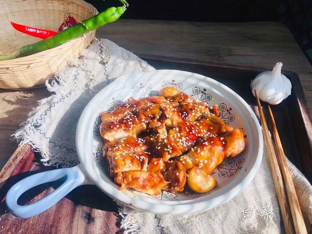 照烧鸡腿：做法很简单，肉嫩多汁超好吃