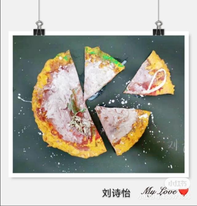 #你的育儿经#看到就想吃的美味披萨,是幼儿园宝宝们的绘画作品