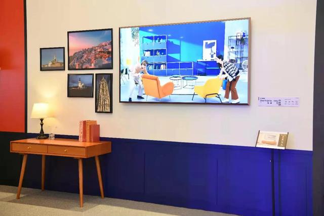 电视|近距离感受三星新品电视魅力用设计美学打开生活新风尚