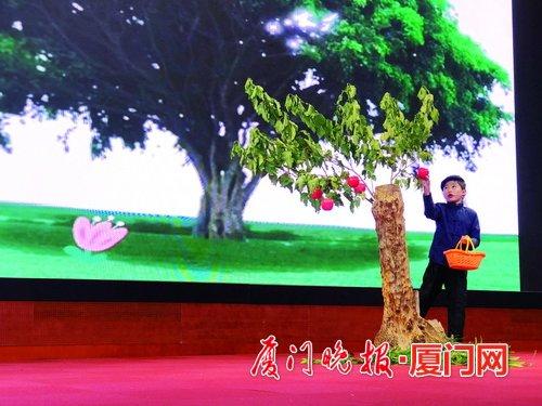 你的育儿经|厦门：市图书馆第七届“快乐绘本秀”决赛在市图书馆集美新馆举办