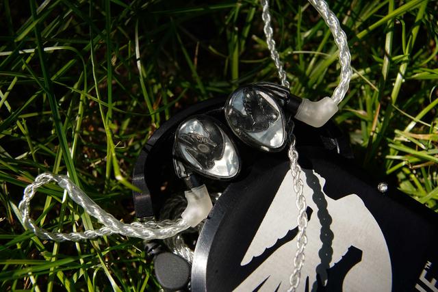 聊几套HIFI搭配（一）Astell&amp;Kern SE200&amp;JH Audio Roxanne AION