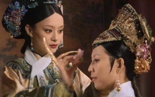 fun娱乐|甄嬛传：滴血认亲时，甄嬛最提防的人是皇后，但槿汐防的却是浣碧