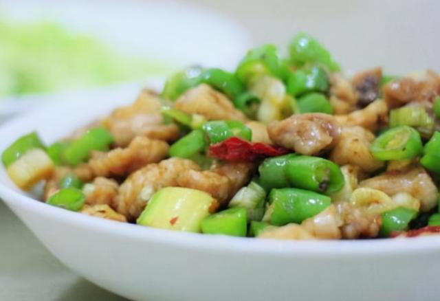 精选25道菜品分享，味道独特鲜香四溢，每顿饭都让家人吃满足