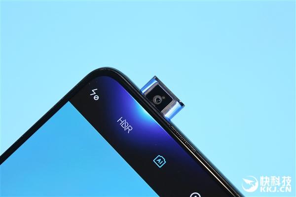 环球网：Redmi K30 Pro开箱图赏：弹出式真全面屏 无水滴无挖孔