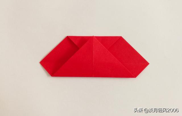 『超级宝妈』幼儿小手工，一张纸折出一个爱心的方法，简单易学