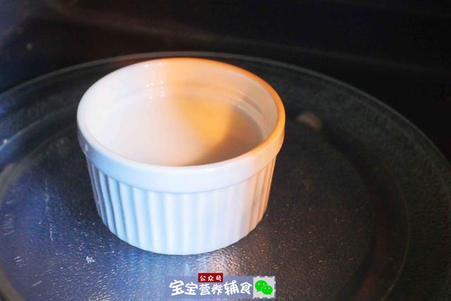 超级宝妈@只需4种食材，3步就搞定！网红甜品在家做，好吃到飞起~宝宝辅食