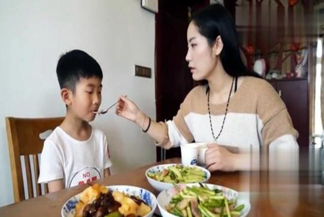 晴空蓝兮|李玫瑾：养儿三忌，养女五忌，知道孩子的成长要点，才能少走弯路