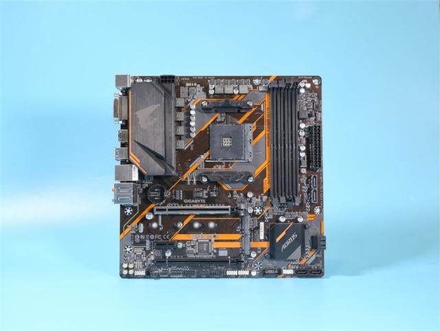 只要599元的小雕！技嘉B550M AORUS ELITE评测：上锐龙9 5950X也没问题