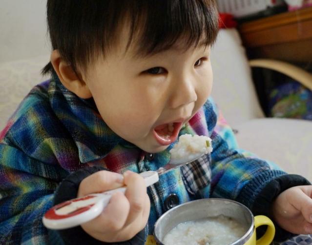 #你的育儿经#8个月宝宝吃错辅食住进医院,医生:别再以爱之砒霜"毒害"孩子