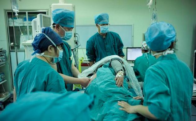 你的育儿经|35岁孕妇生育时咳嗽几下，结果没抢救过来，这些事要提前知道