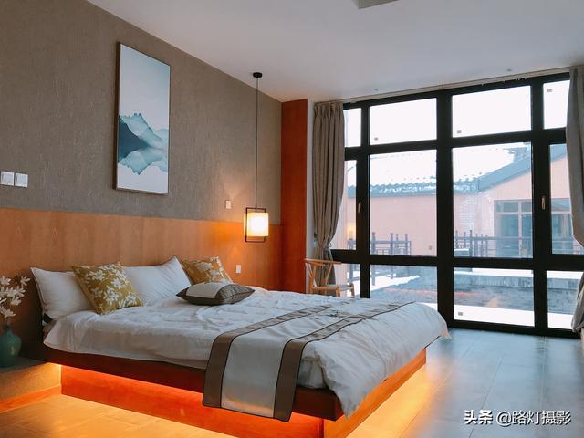 #趣旅游#乌鲁木齐南山脚下的美食街,与成都宽窄巷子是“姊妹”,你去过吗