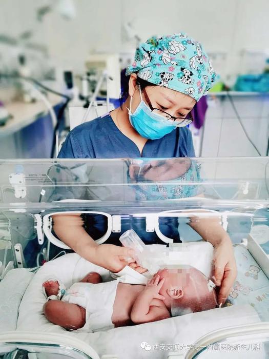 #你的育儿经#早产试管婴儿面临失明风险西安医生妙手让宝宝脱离失明危险