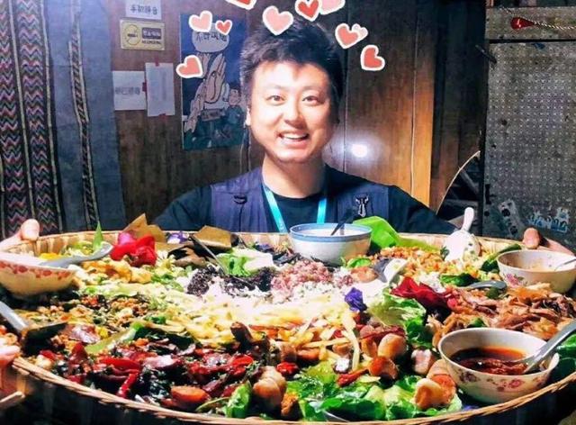 《向往4》卫生被质疑太脏，看清炒菜用的“铁锅”，网友：忍不了|影视交流地