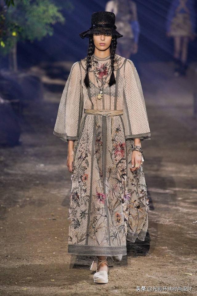 最时尚Christian Dior 2020春夏系列-贴近自然的森林秀