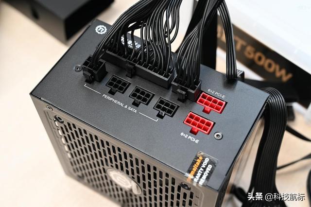 灵活设计任意改造，双面开门更易用，Tt曜越挑战者H6机箱体验