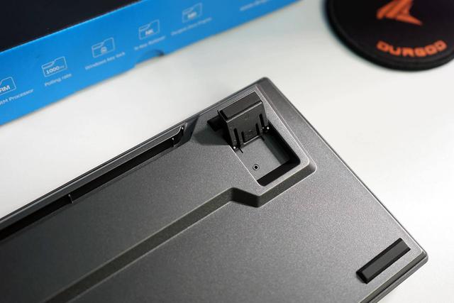 杜伽K310白光限定版：满足玩家所需，打造实用机械键盘首选