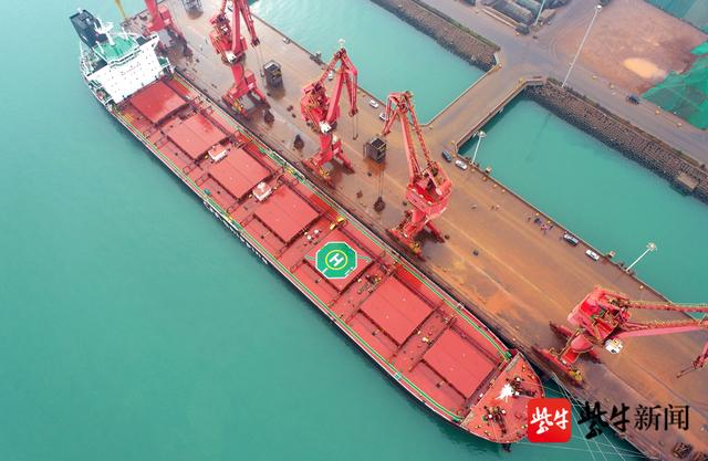 连云港|APC最大化肥船首航中国 刷新连云港港化肥接卸纪录