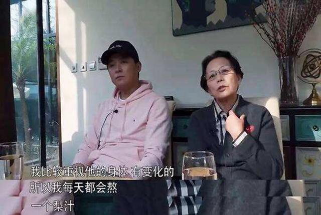 心理学家：原生家庭也许不会毁掉一个孩子，但这3种妈妈可能会