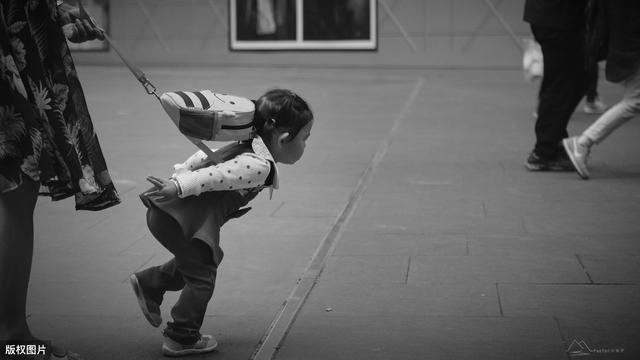 「超级宝妈」一位德国宝妈给孩子立下的8条家规，值得每个父母学习和借鉴