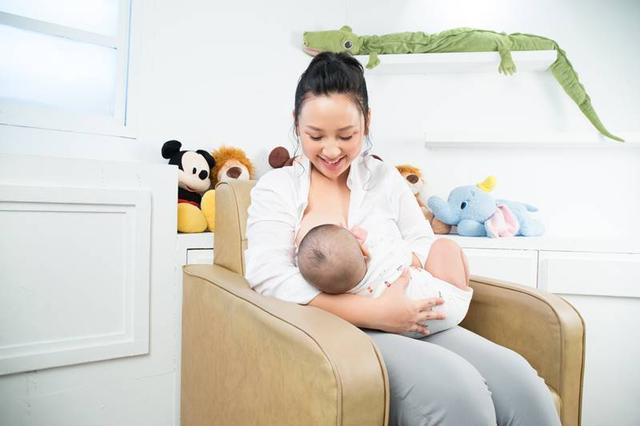 你的育儿经|喂母乳饮食禁忌好多啊！吃韭菜、麦芽，真的会回奶？