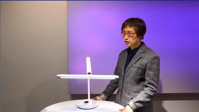 超级宝妈：为孩子的视力保驾护航：飞利浦推出轩泰LED台灯