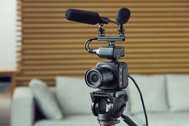 松下BGH1上手体验，体积小巧，可多场景使用的M4/3摄像机