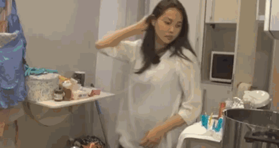 「你的育儿经」宝宝脑袋磕地上是否会影响智商发育？要马上送医吗？一篇文章说清