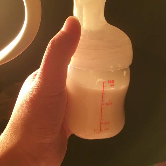 天使宝贝▲喂养建议:12-24个月孩子,每天喂多少奶吃什么辅食,这篇告诉你