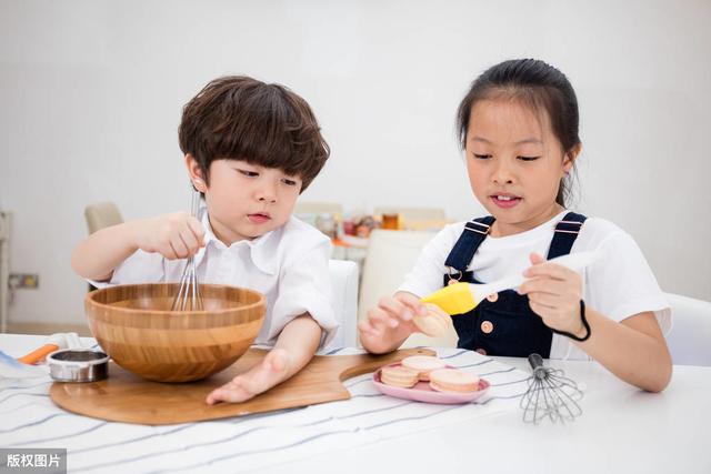 超级宝妈@你的孩子专注力差、情绪不好？很可能跟这个有关