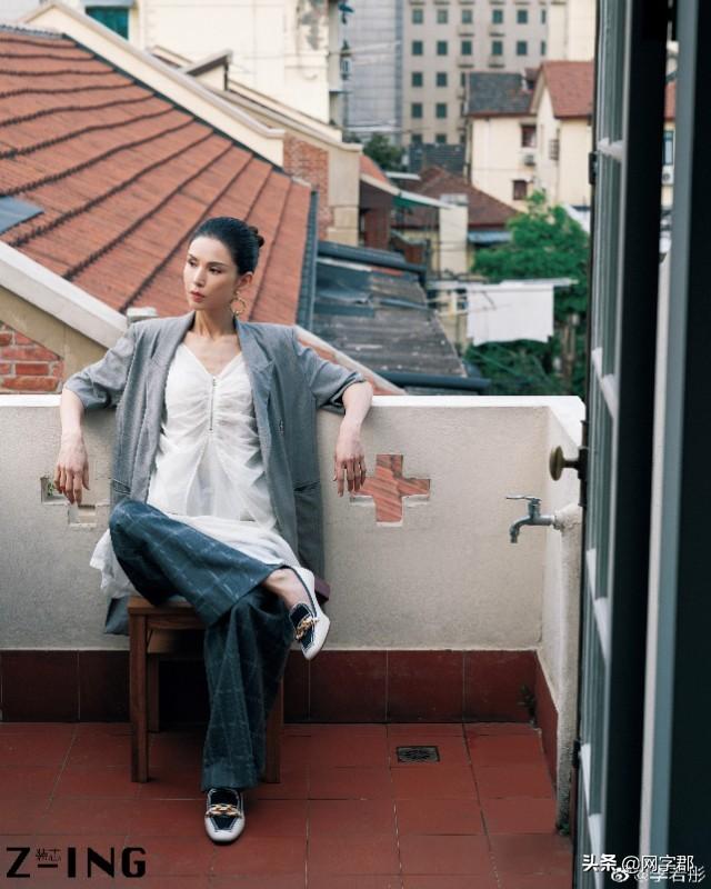 9号放映厅|冻龄女神李若彤貌美依旧,与陈浩民同框引回忆杀,自律的人太可怕