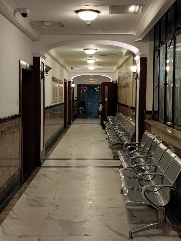 医院|仁济西院闭环管理后：通宵会议、11家酒店