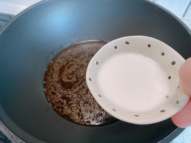 年夜饭必备的四喜丸子，寓意福禄寿喜，家庭做法更简单，肉香四溢