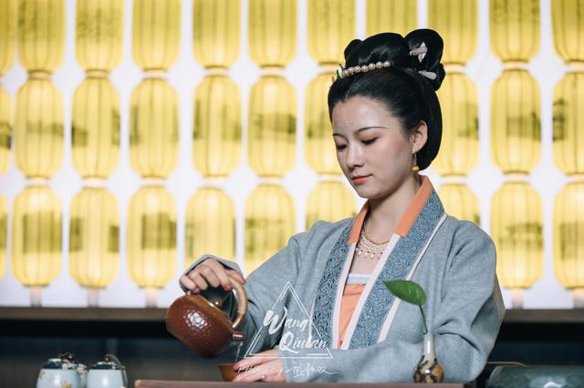 #旅行柚子君#夜游“北方威尼斯”,泛舟六座古城之上