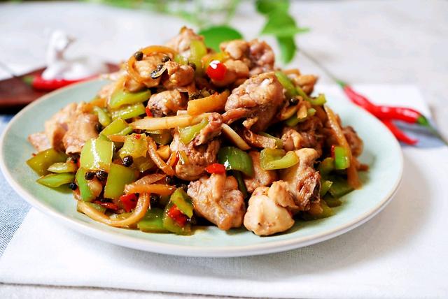 冬天滋补多吃这个肉，口感嫩滑，味道鲜香，就是少见